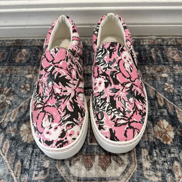 Lilly Pulitzer Shoes - Lilly Pulitzer Womens Julie Sneakers Hibiscus Pink Hangin With My Boo Panda Sz 7
